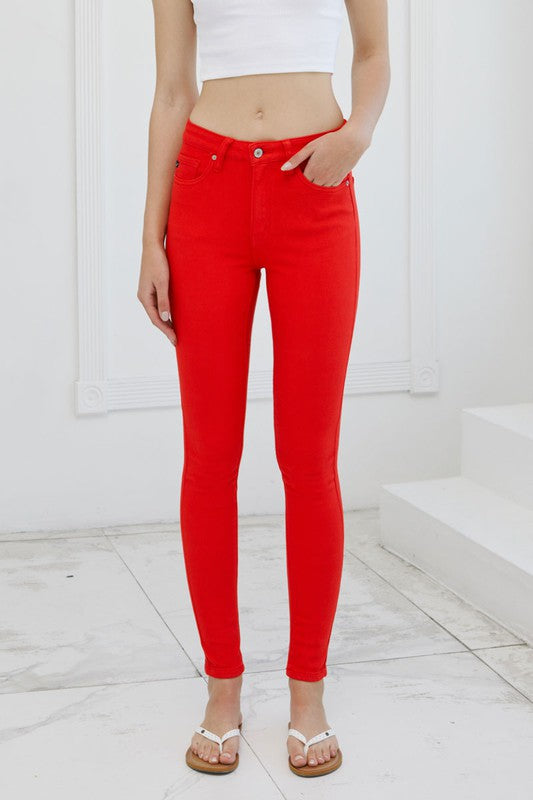 NWT Habitual Hi Rise Skinny Jeans in good red size 26