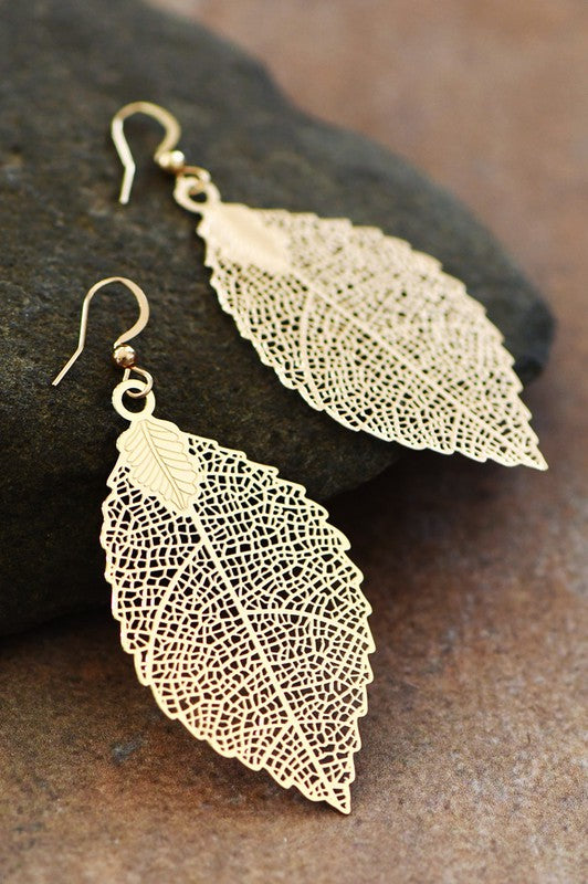 Lightweight Metal Filigree Earrings