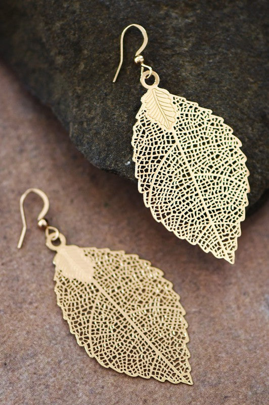Lightweight Metal Filigree Earrings