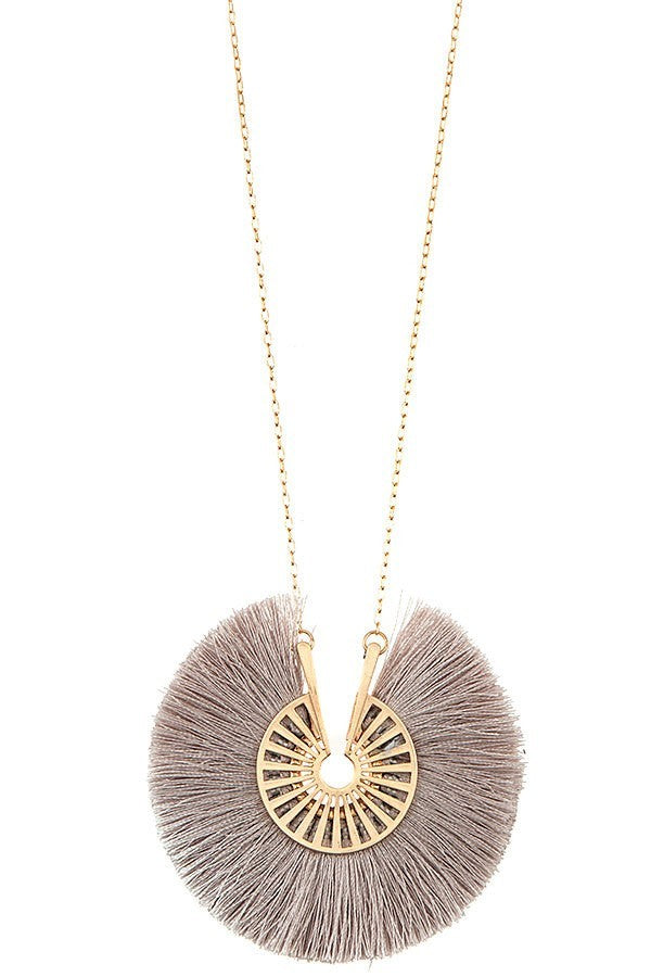 Round Fringe Pendant Necklace