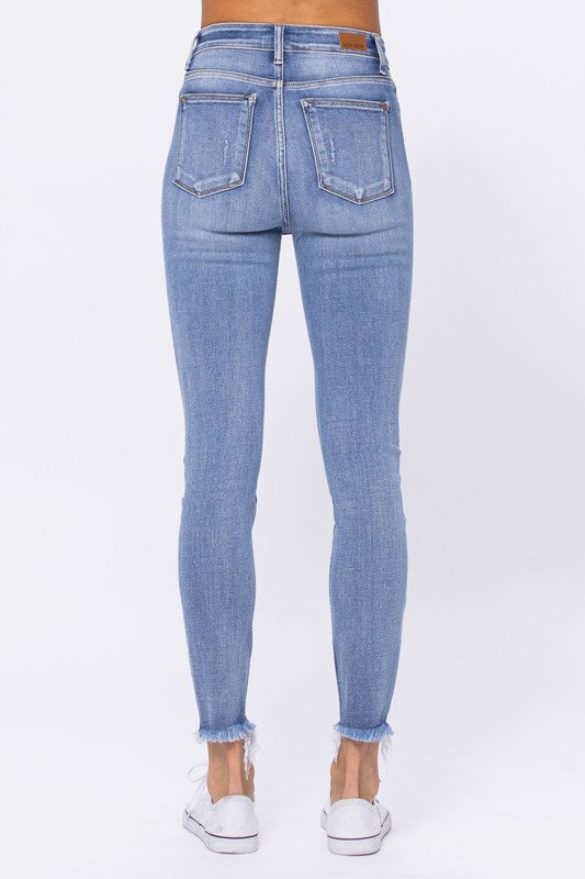 Judy Blue Distressed Buttonfly Jeans