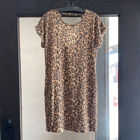 Leopard T-Shirt Dress with Open Back and Pockets