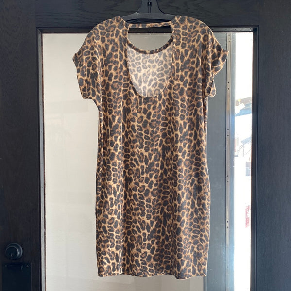 Leopard T-Shirt Dress with Open Back and Pockets